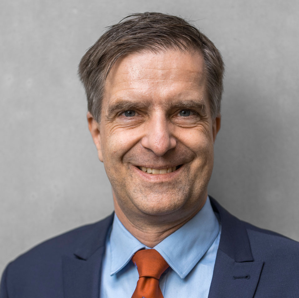 Portrait Dr Christoph Riemer