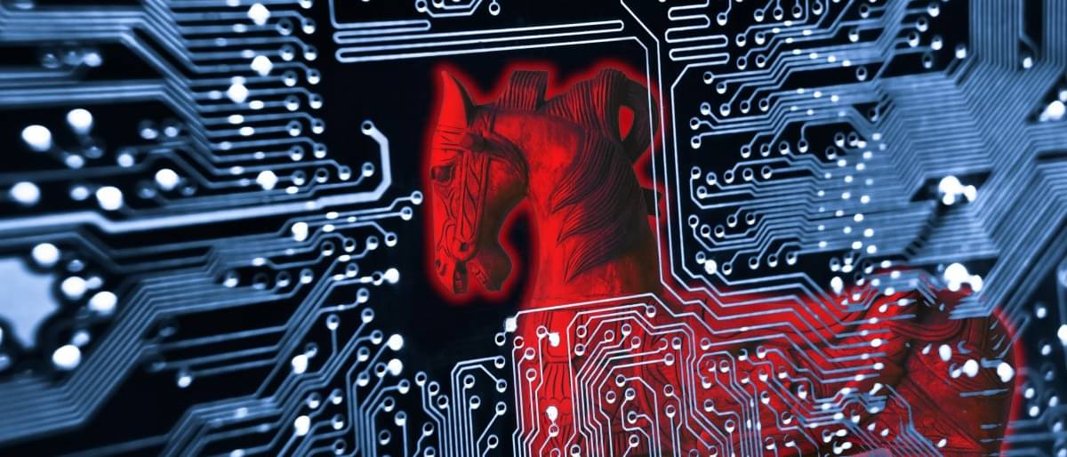 Ein rotes Trojanisches Pferd im Kontext von digitalem Datenspeicher.